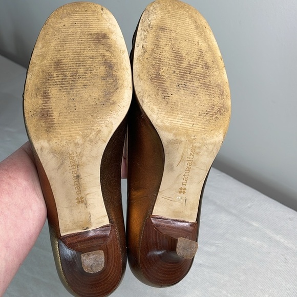 Naturalizer Bronze Metallic Kitten Heel Pumps Bow Toe Genuine Leather 8.5 - Picture 7 of 10